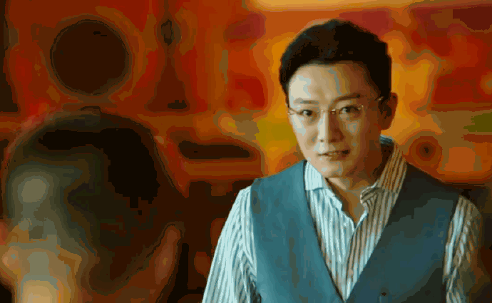 了巨大的社